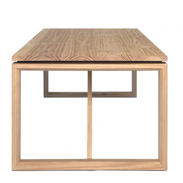ponte-pine-wood-dinning-table-ekohunters-eco-friendly-furniture-vea-mobiliario